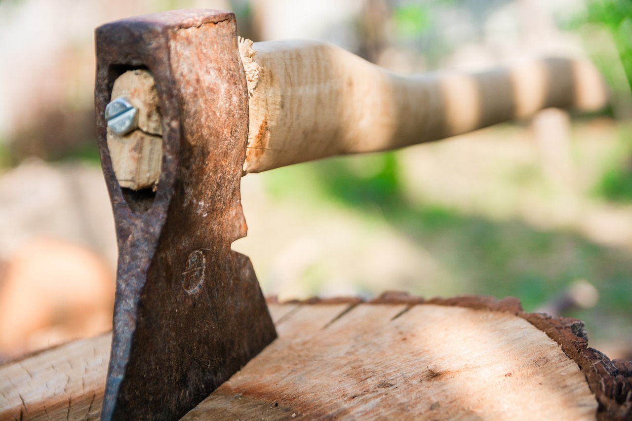 Creating Functional Artwork: Crafting a Wooden Pipe